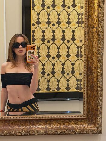 Full leaked Kiernan shipka private onlyfans photo