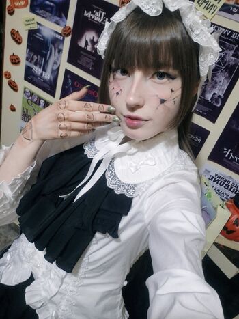 Kiki Glitter Cosplay