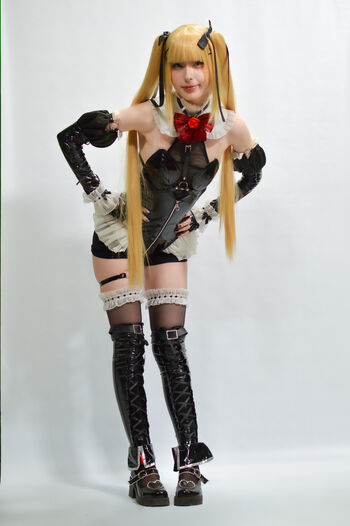 Kiki Glitter Cosplay