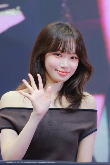 Kim Chaewon