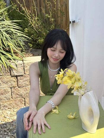 Full leaked Kim chaewon page private onlyfans photo