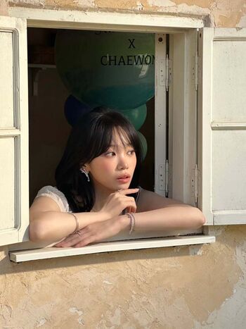 Full leaked Kim chaewon page private onlyfans photo