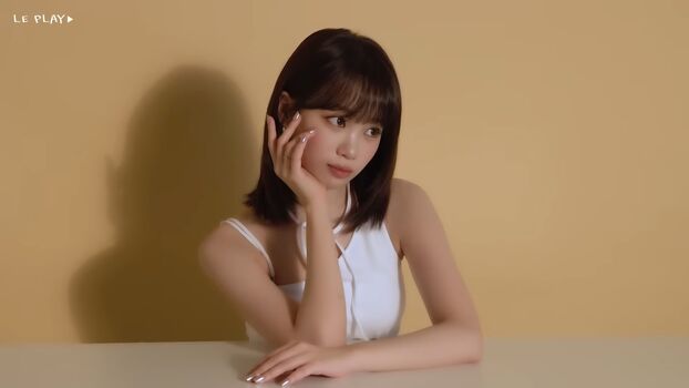 Kim Chaewon