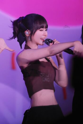 Full leaked Kim chaewon private onlyfans photo