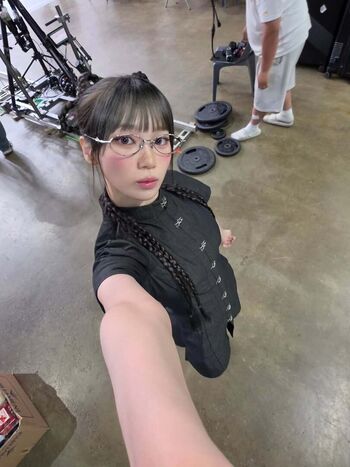 Full leaked Kim chaewon private onlyfans photo