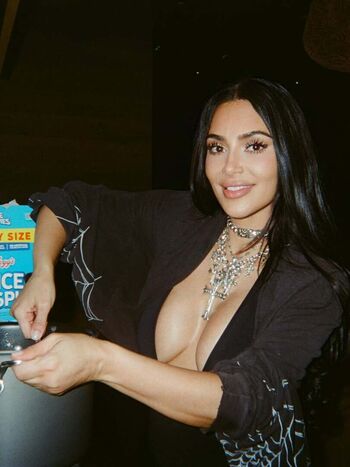 Full leaked Kim kardashian  page private onlyfans photo