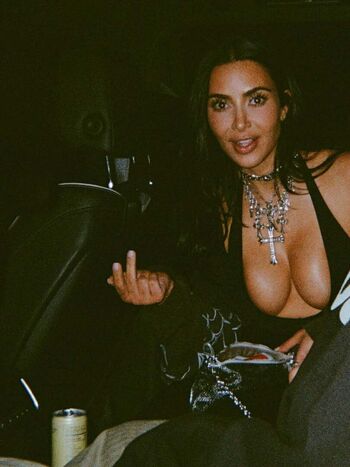 Full leaked Kim kardashian  page private onlyfans photo