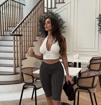 Full leaked Kinda jazaerly private onlyfans photo