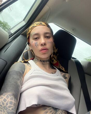 Full leaked Kindalatina private onlyfans photo