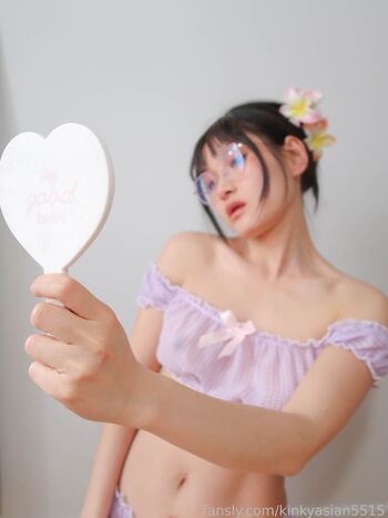 Full leaked Kinkyasian private onlyfans photo
