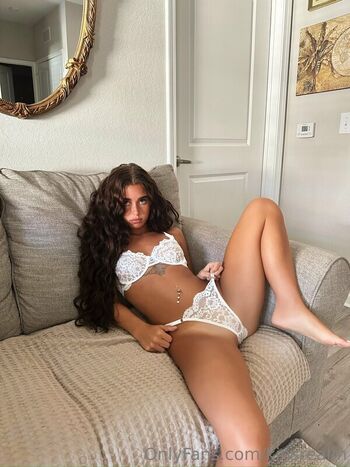 Full leaked Kinlllley private onlyfans photo