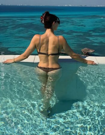 Full leaked Kira kosarin  page private onlyfans photo