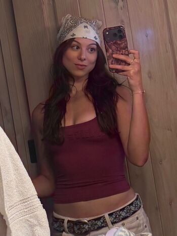 Full leaked Kira kosarin private onlyfans photo