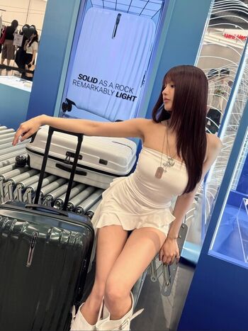 Full leaked Kisslife private onlyfans photo