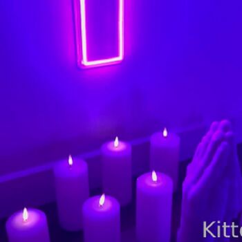 Full leaked Kittenkissxo private onlyfans photo