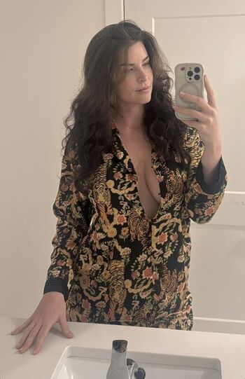Full leaked Kittyplays private onlyfans photo