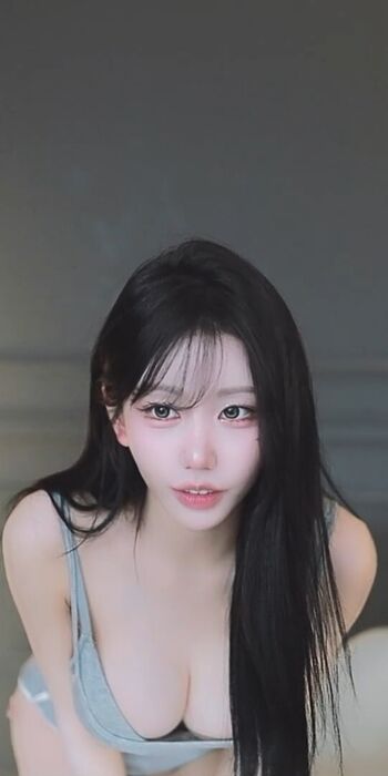 Full leaked Kkok private onlyfans photo