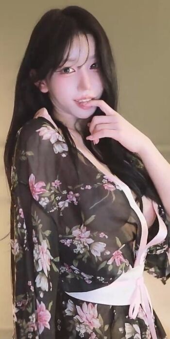 Full leaked Kkok private onlyfans photo