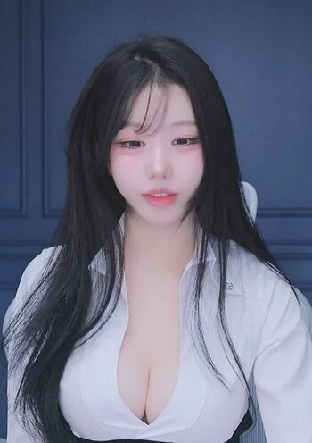 Full leaked Kkok page private onlyfans photo