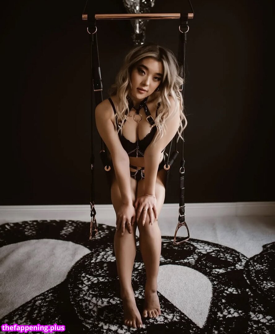 Kkrystalbaekk नग्न OnlyFans फोटो #2