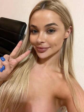 Full leaked Klubnika private onlyfans photo