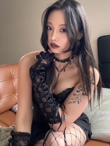 Full leaked Pinkpantheress/ private onlyfans photo