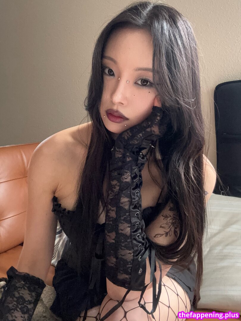 Full leaked Emily wickersham private onlyfans photo