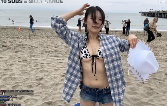 Full leaked Retrousse tits/ private onlyfans photo