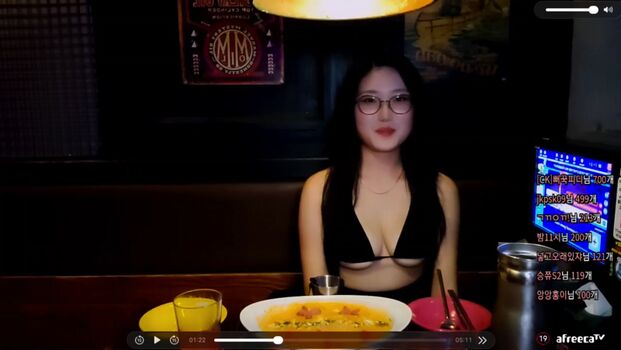 Full leaked Korean bj private onlyfans photo