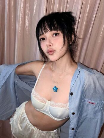Full leaked Kpop girls page private onlyfans photo