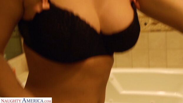 Full leaked Krissy lynn private onlyfans photo