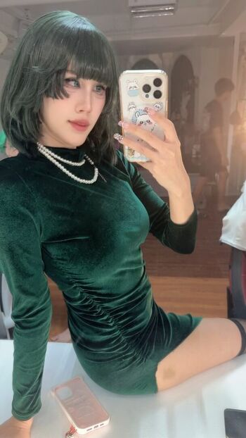 Full leaked Kura onee san  page private onlyfans photo