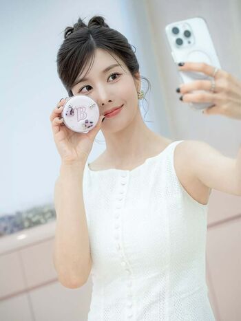 Full leaked Kwon eunbi page private onlyfans photo