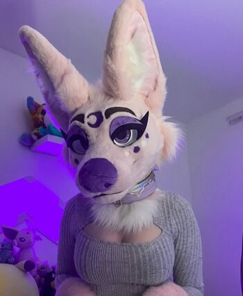 Full leaked Kyarafennec private onlyfans photo