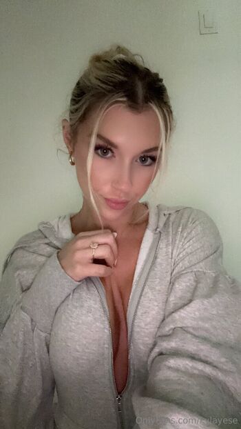 Full leaked Kylayesenosky  page private onlyfans photo