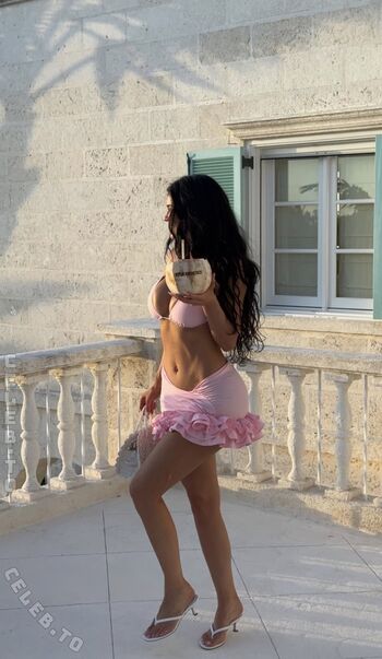 Full leaked Kylie jenner page private onlyfans photo