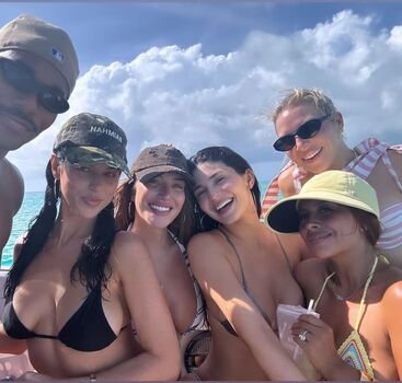 Full leaked Kylie jenner page private onlyfans photo