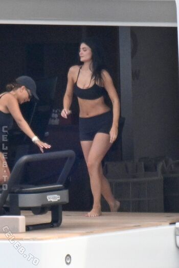 Full leaked Kylie jenner  page private onlyfans photo