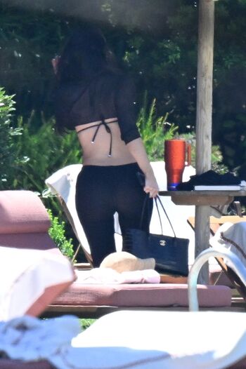 Full leaked Kylie jenner private onlyfans photo