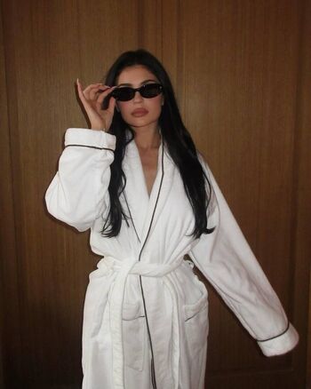 Full leaked Kylie jenner private onlyfans photo