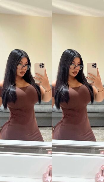 Full leaked Kyuritzy private onlyfans photo