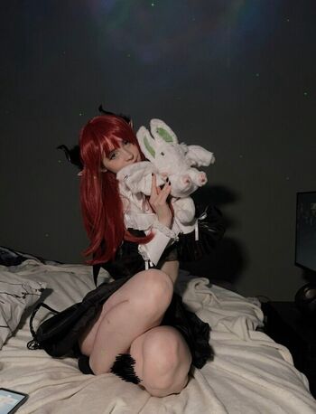 Full leaked Kzuuki private onlyfans photo