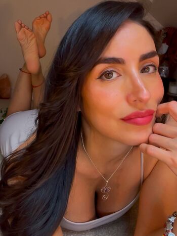 Full leaked La layana rous page private onlyfans photo