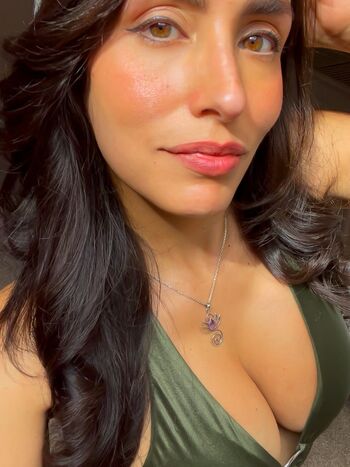 Full leaked La layana rous private onlyfans photo