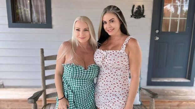 LactatingMILFBritney