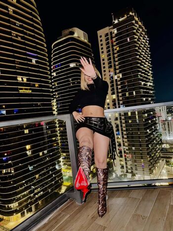 Full leaked Ladurahtxentrenaconmigo page private onlyfans photo