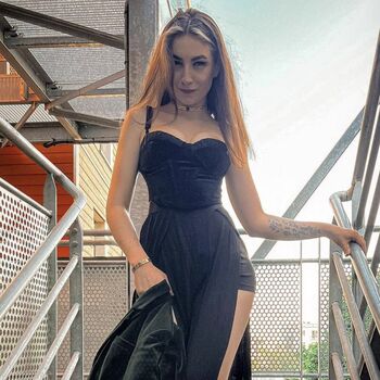 Full leaked Lady emash page private onlyfans photo