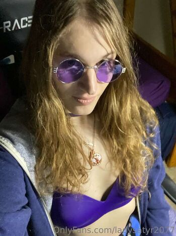 Full leaked Lady satyr private onlyfans photo