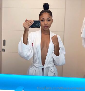 Full leaked Lainiaofficial page private onlyfans photo