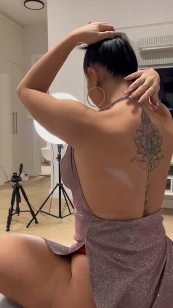 Full leaked Lanasabalkana private onlyfans photo